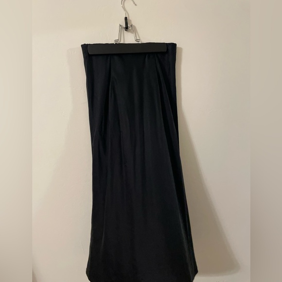 Quince 100% Washable Silk Midi Skirt - Picture 4 of 5